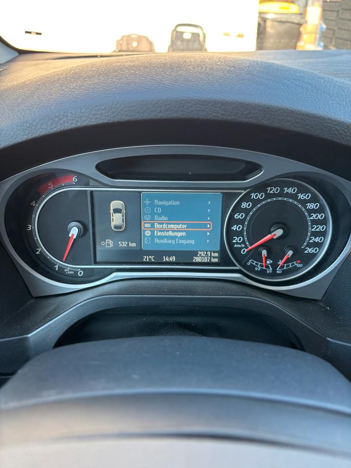 Ford S-Max 2008 — photo 15