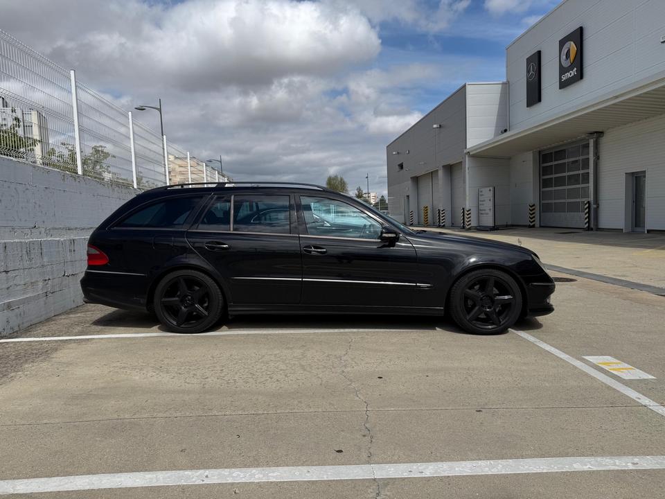 Mercedes Benz E 320 2007 — engine