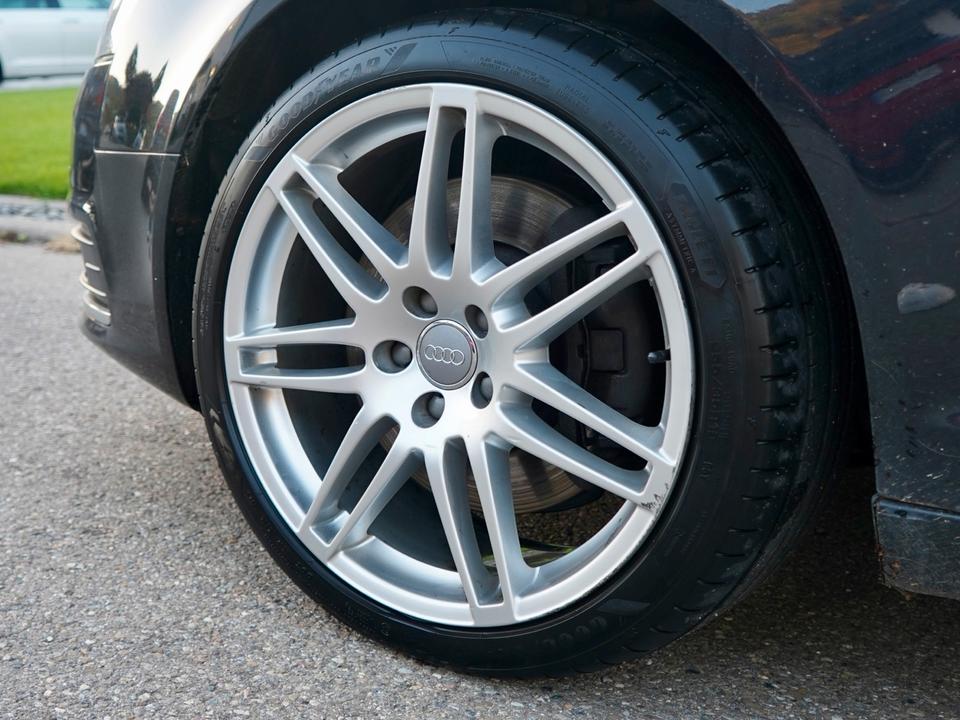 Audi A6 2011 — двигун