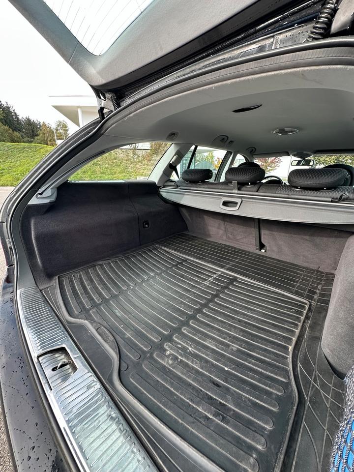 Mercedes Benz E 220 2006 — photo 10
