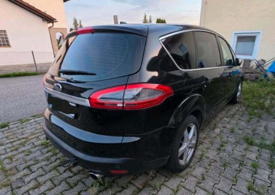Ford S-Max, 2012