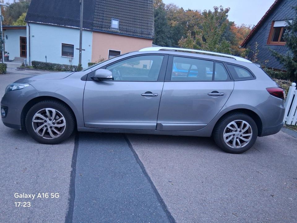 Renault Megane 2013 — rear view