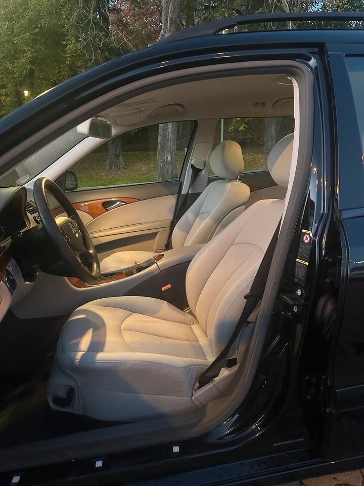 Mercedes Benz E 220 2007 — photo 11