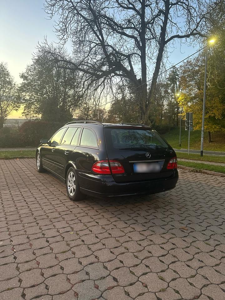 Mercedes Benz E 220 2007 — engine