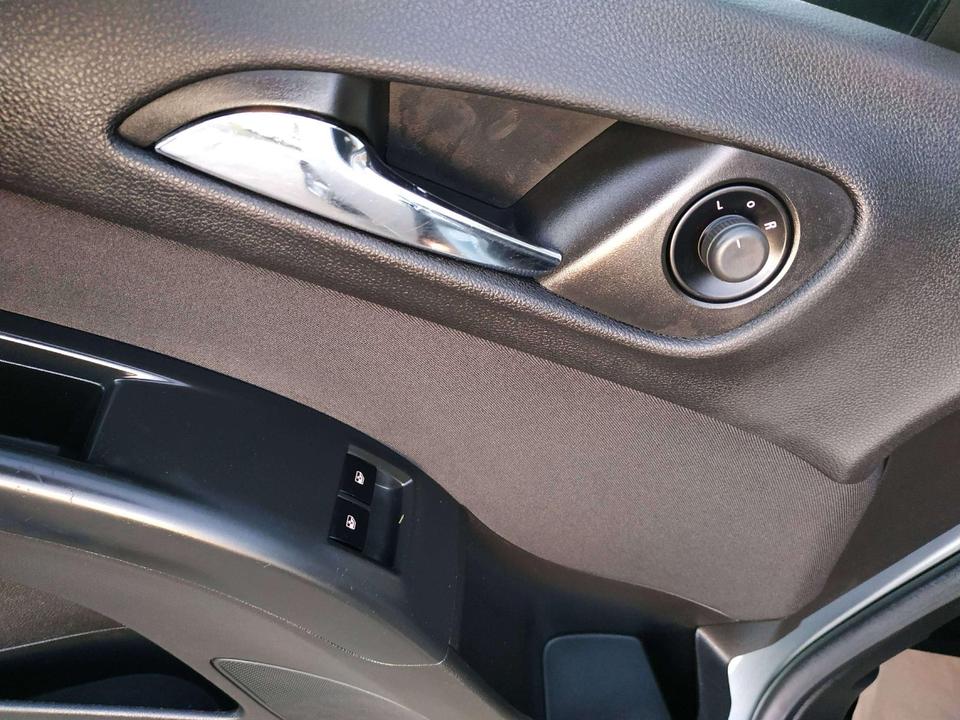 Opel Meriva 2011 — photo 14