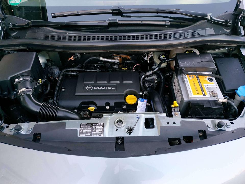 Opel Meriva 2011 — photo 16
