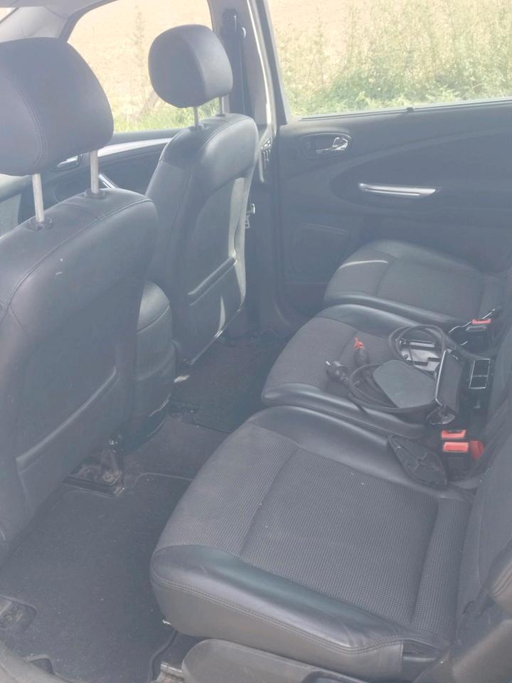 Ford C-Max 2007 — engine