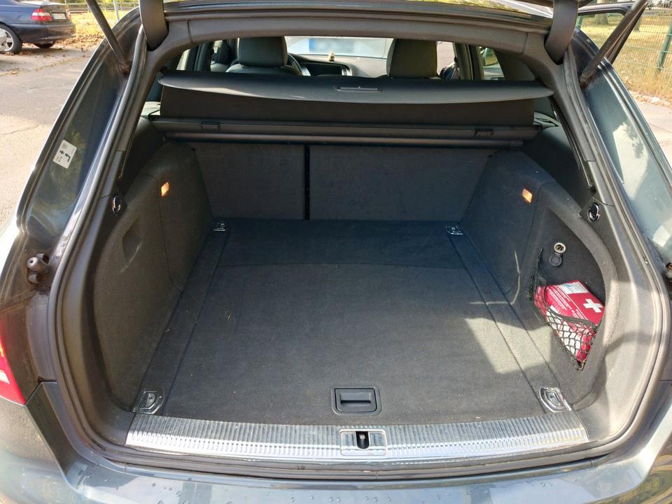 Audi A4 2008 — photo 8