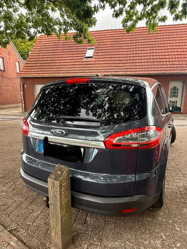 Ford S-Max 2012 — interior