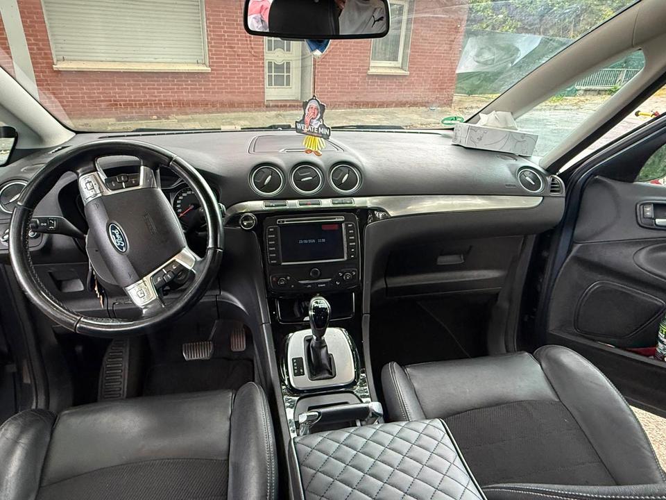 Ford S-Max 2012 — engine
