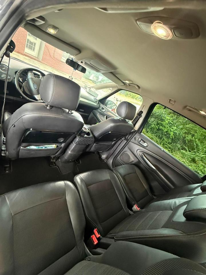 Ford S-Max 2012 — photo 6