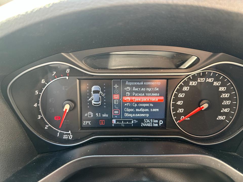 Ford S-Max 2011 — photo 12