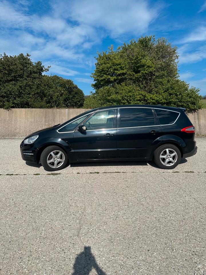 Ford S-Max 2011 — photo 5
