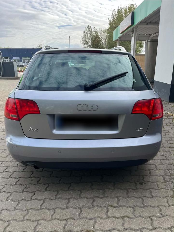 Audi A4 2007 — rear view