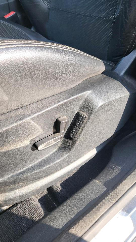 Ford S-Max 2008 — photo 11