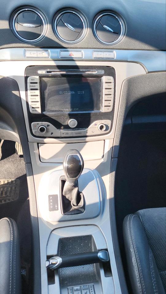 Ford S-Max 2008 — photo 12