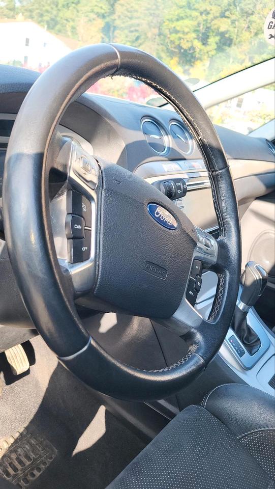 Ford S-Max 2008 — photo 13