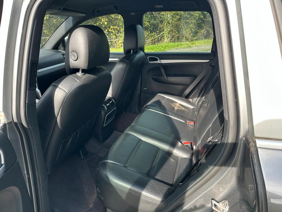 Porsche Cayenne 2007 — photo 12