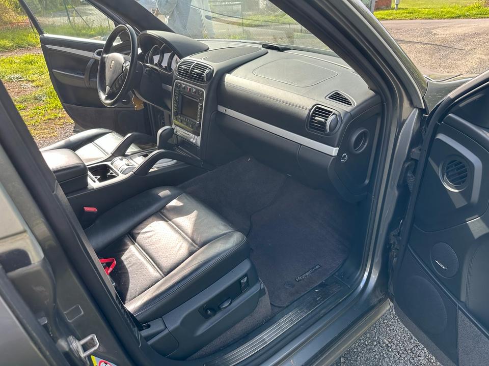 Porsche Cayenne 2007 — photo 15