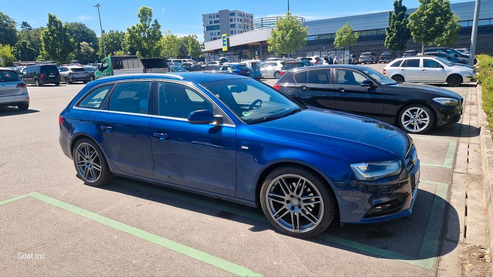 Audi A4 2012 — rear view