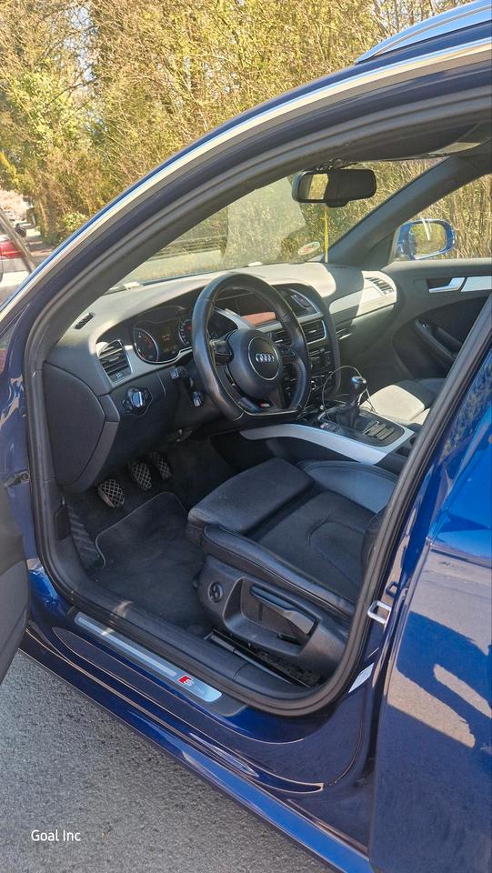 Audi A4 2012 — photo 6