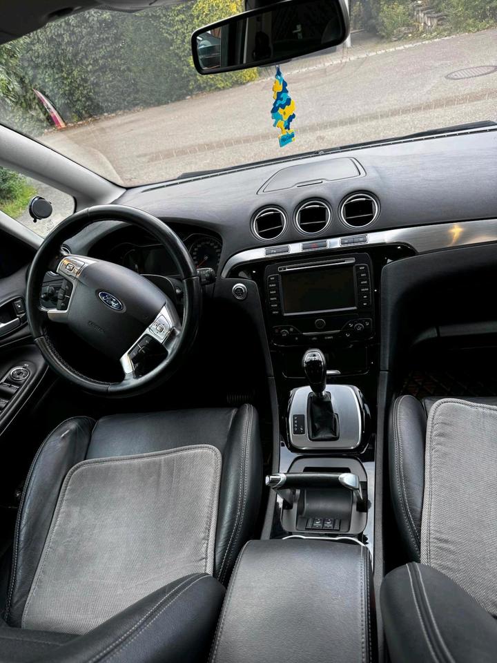 Ford S-Max 2014 — фото 13