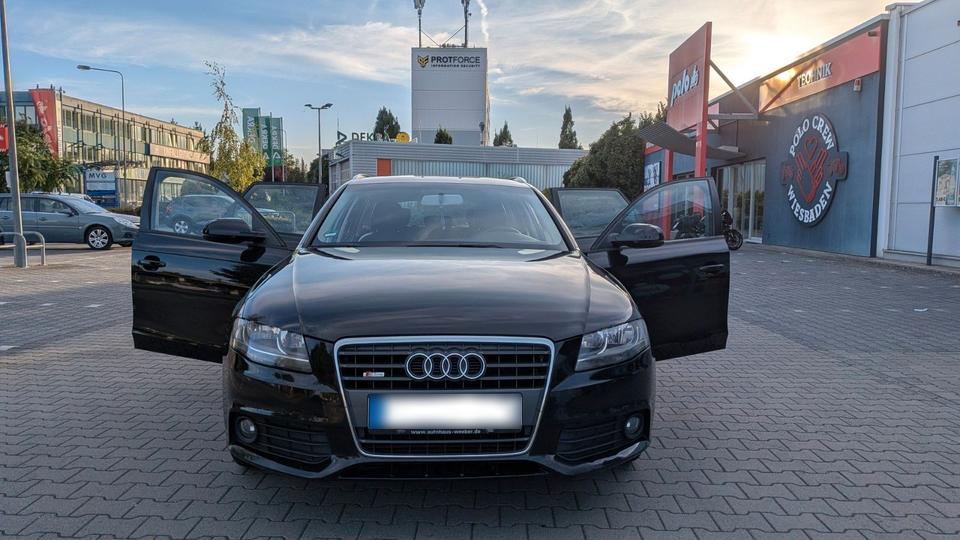 Audi A4 2011 — interior