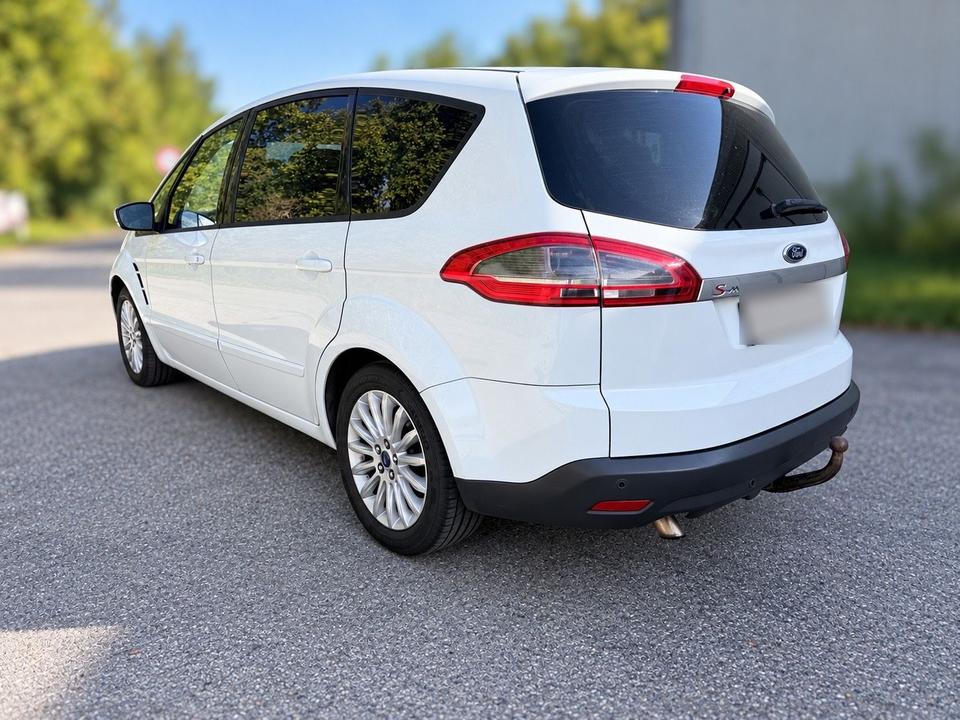 Ford S-Max 2015 — двигун