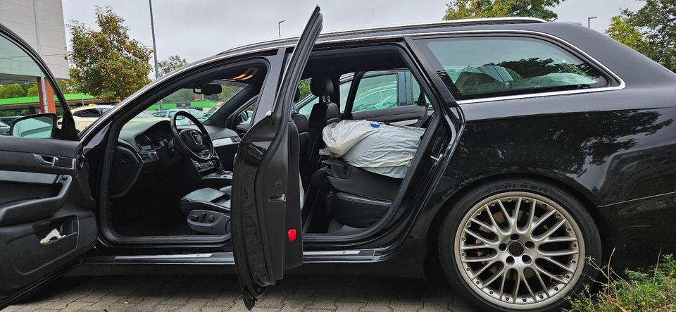 Audi S6 2005 — photo 12