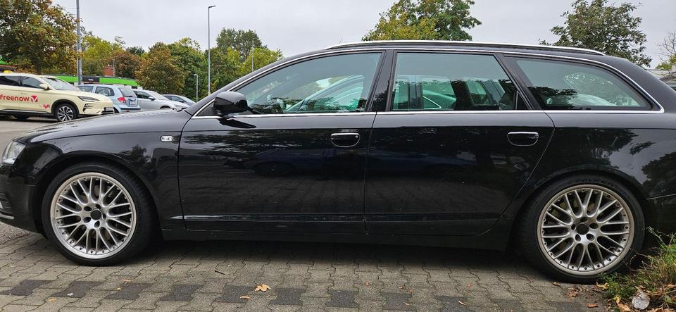 Audi S6 2005 — rear view