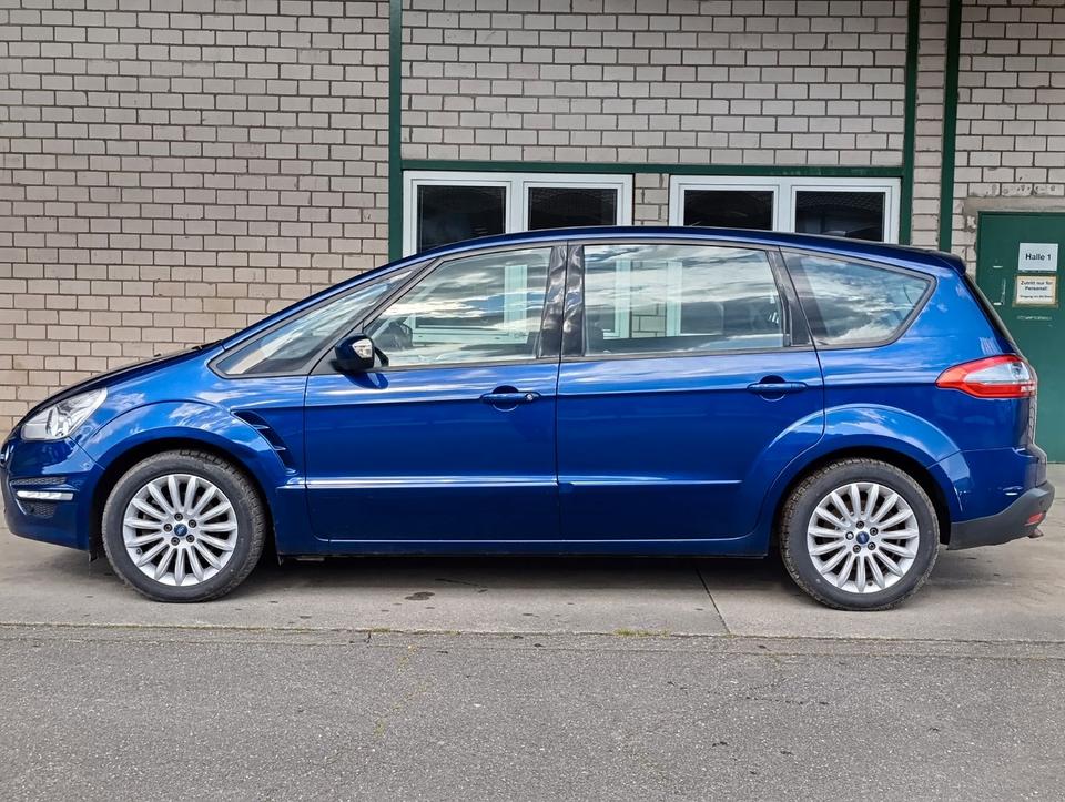 Ford S-Max 2015 — фото 9