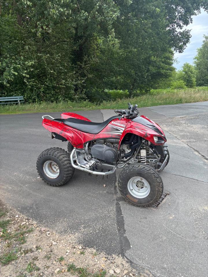 Kawasaki KFX 700 Special Edition 2010 — engine 700 ccm