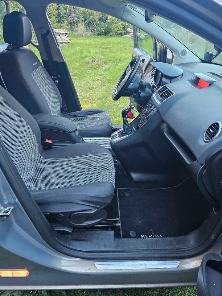 Opel Meriva 2012 — photo 5