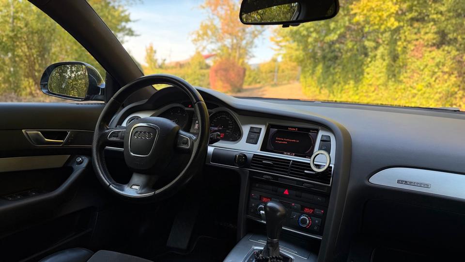 Audi A6 2011 — двигун