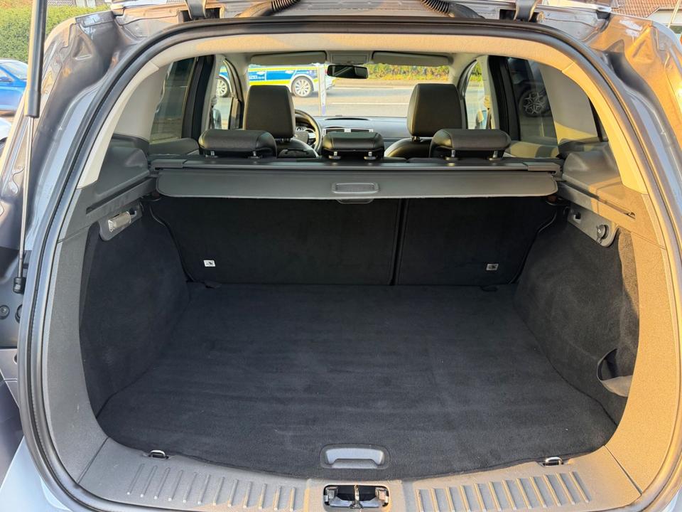 Ford Kuga 2011 — photo 25