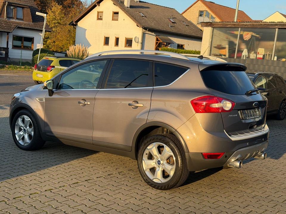 Ford Kuga 2011 — photo 28