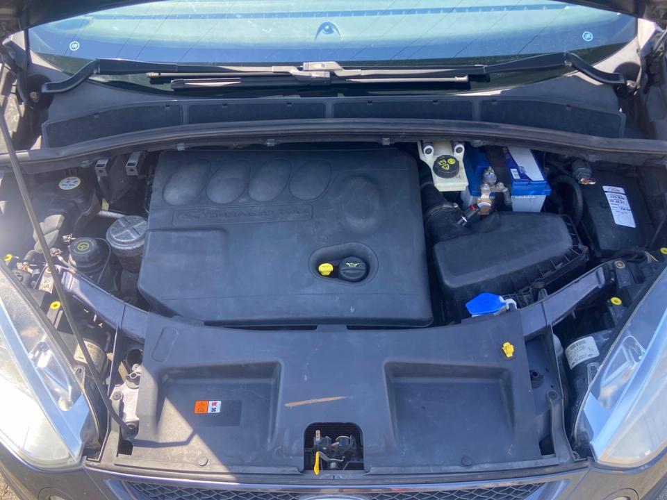 Ford S-Max 2009 — photo 16