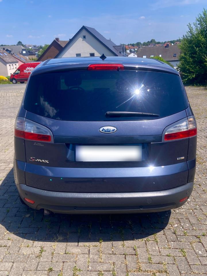 Ford S-Max 2009 — interior