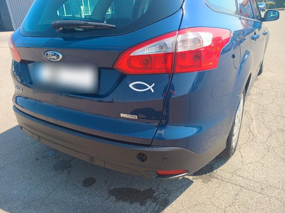 Ford Focus 2014 — photo 8