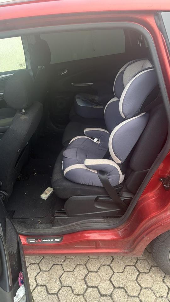 Ford S-Max 2006 — вигляд ззаду