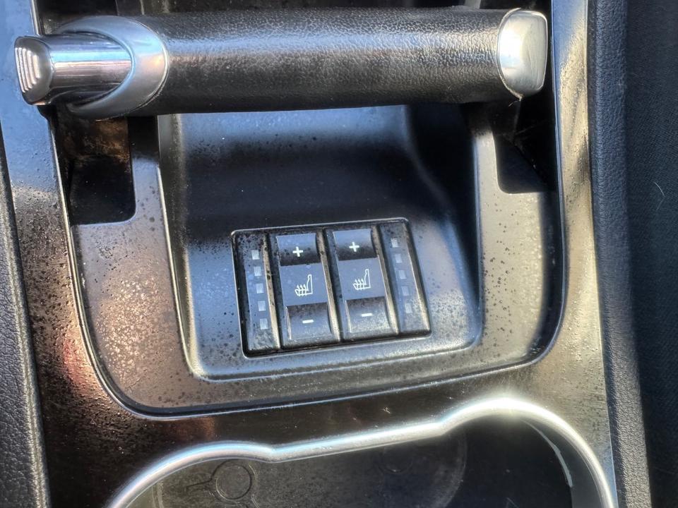Ford S-Max 2012 — photo 18
