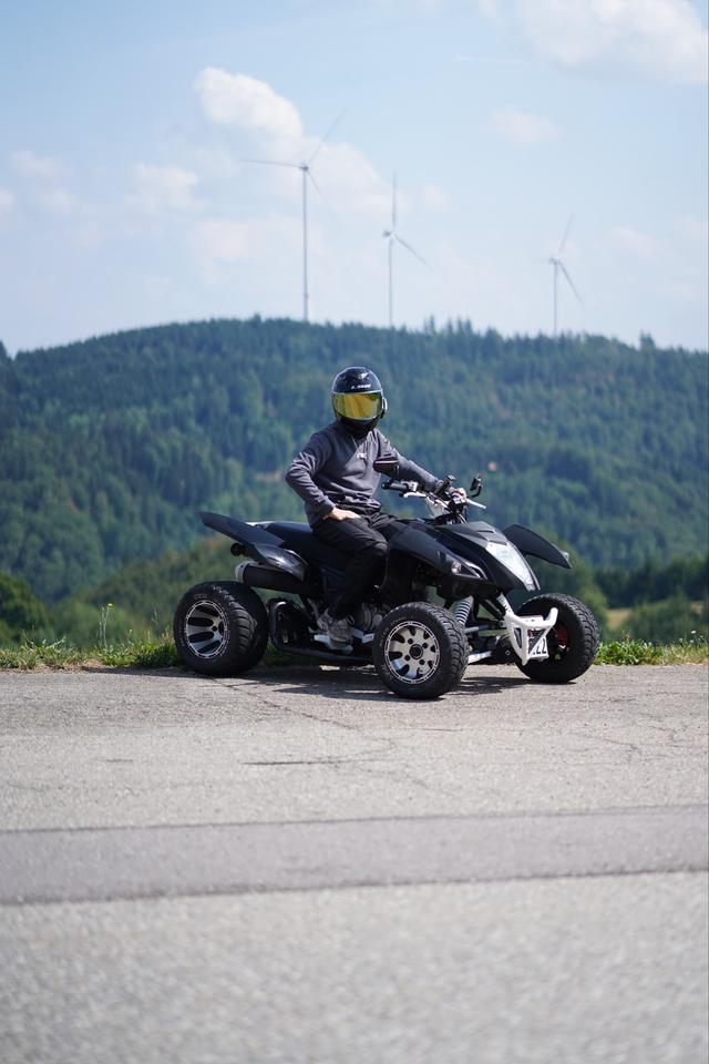 Quad Adly 300/320 xs mit Straßenbereifung 2013 — vehicle for AFU Ukraine