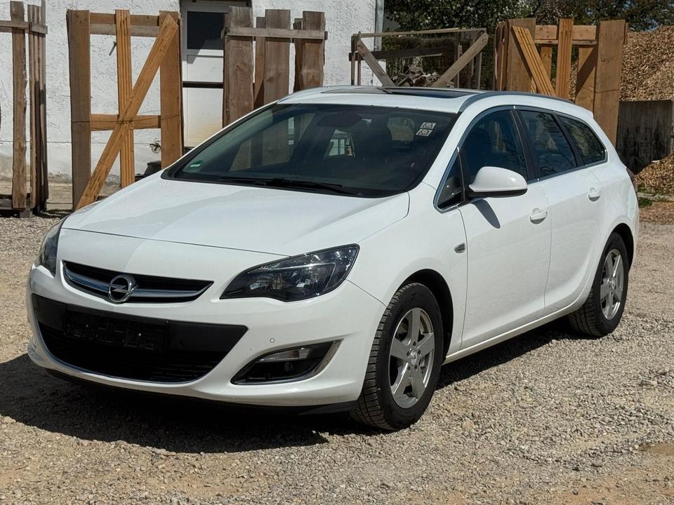 Opel Astra, 2015