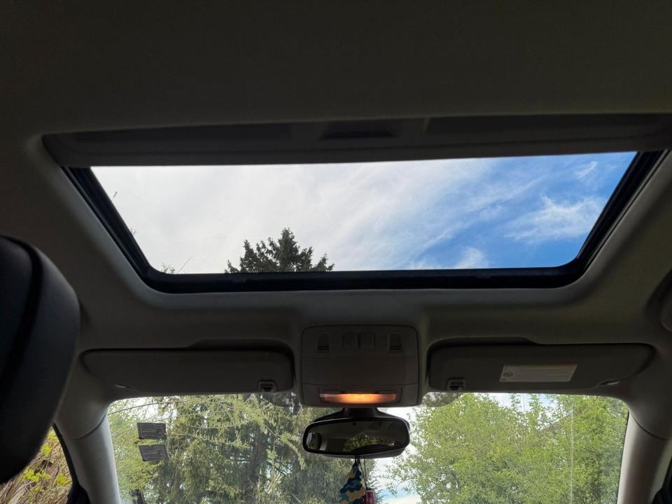 Opel Astra 2015 — photo 12