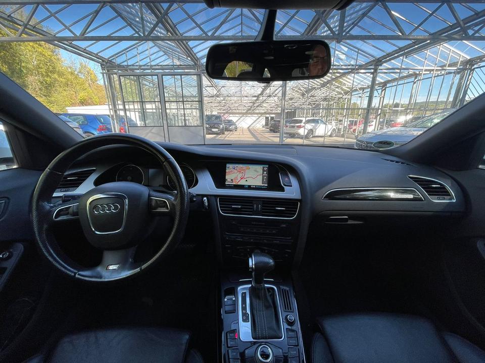 Audi A4 2009 — photo 10