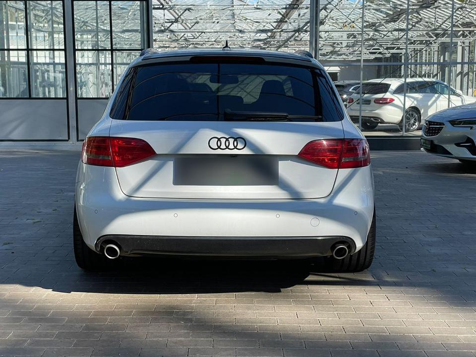 Audi A4 2009 — photo 14