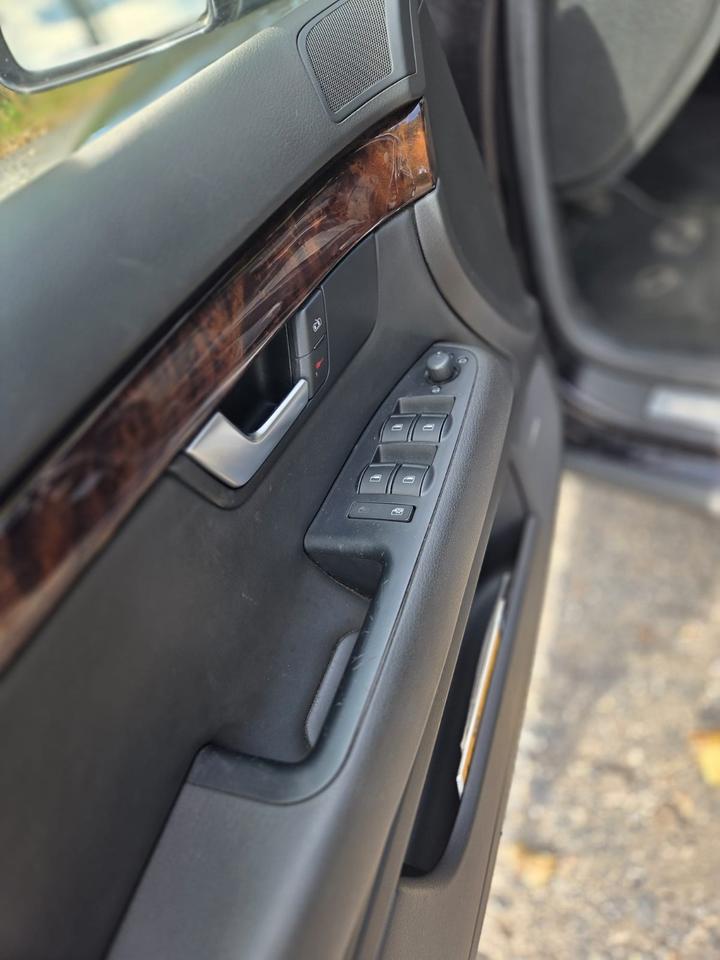 Audi A4 2008 — photo 7