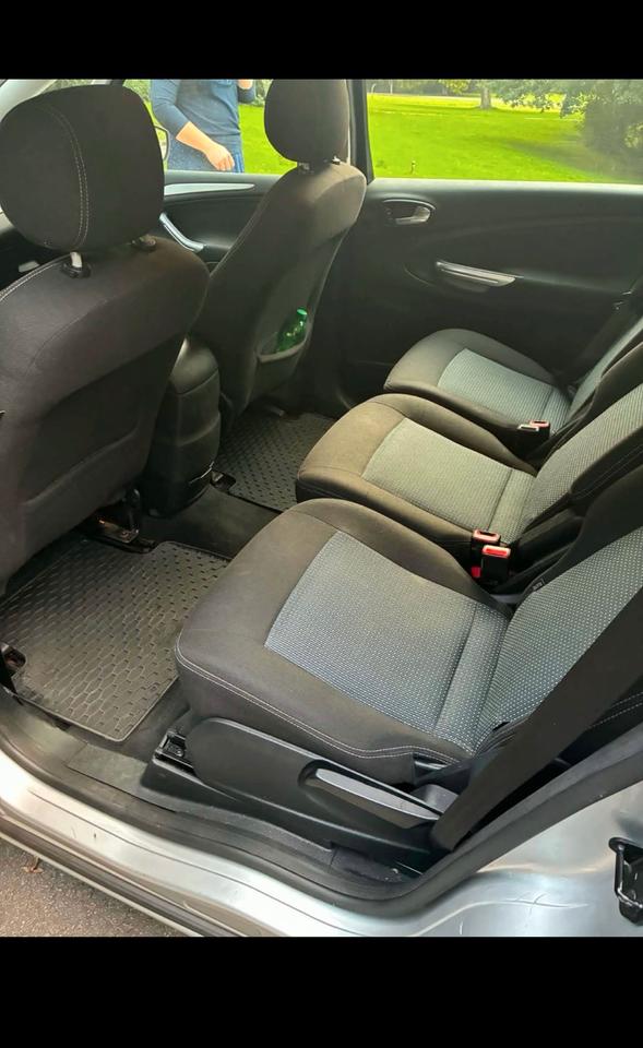 Ford S-Max 2010 — photo 5