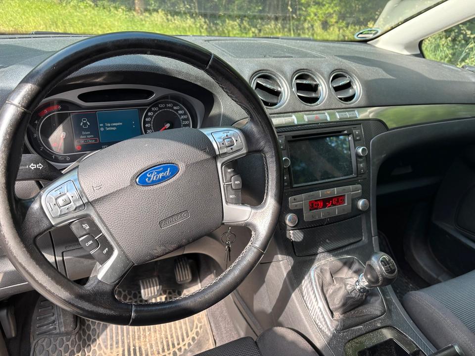 Ford S-Max 2007 — photo 10