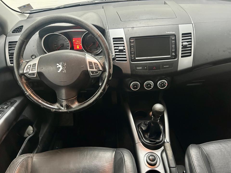Peugeot 4007 2008 — photo 10